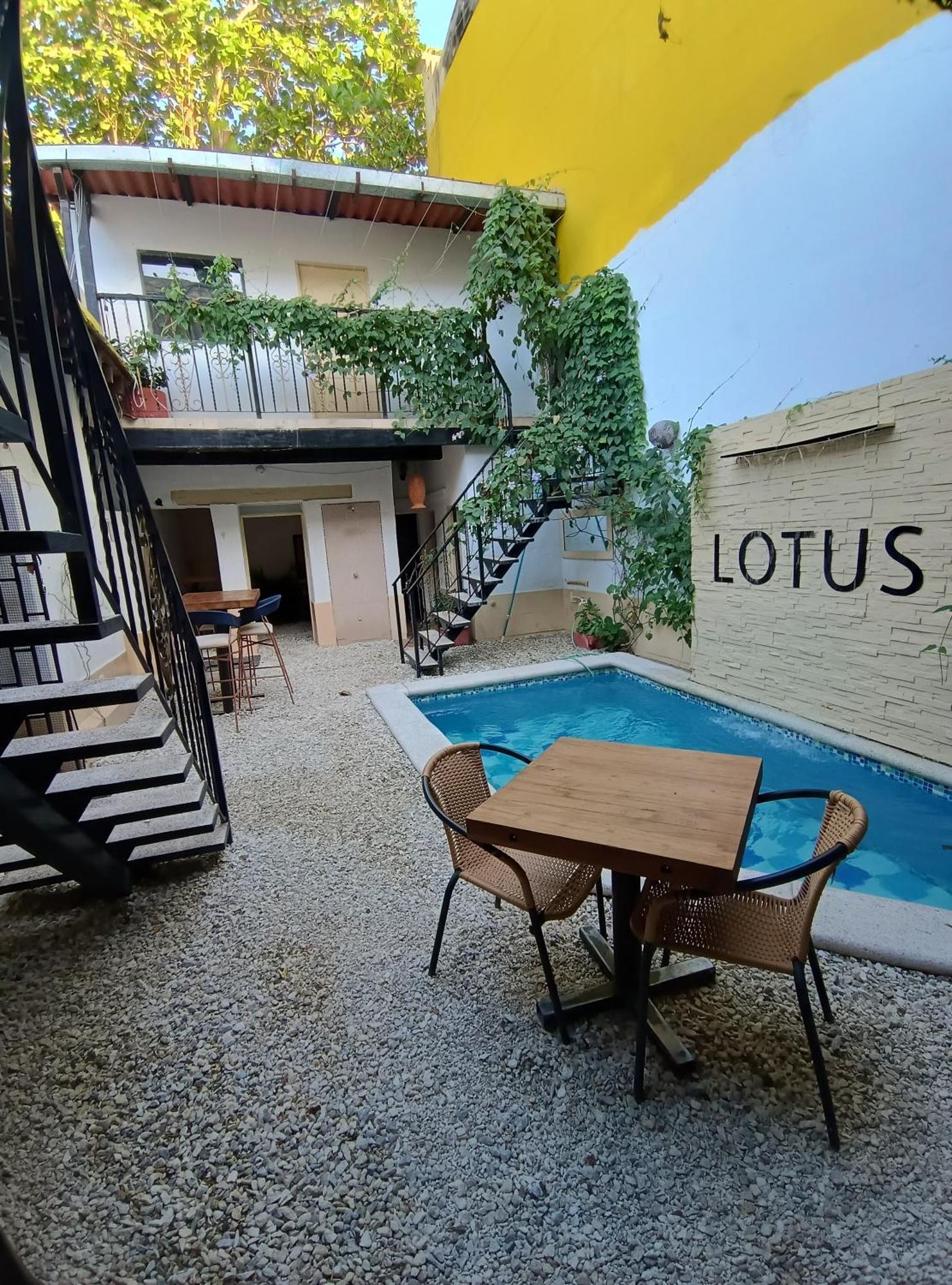 Lotus Central Hotel Санта-Марта Екстер'єр фото