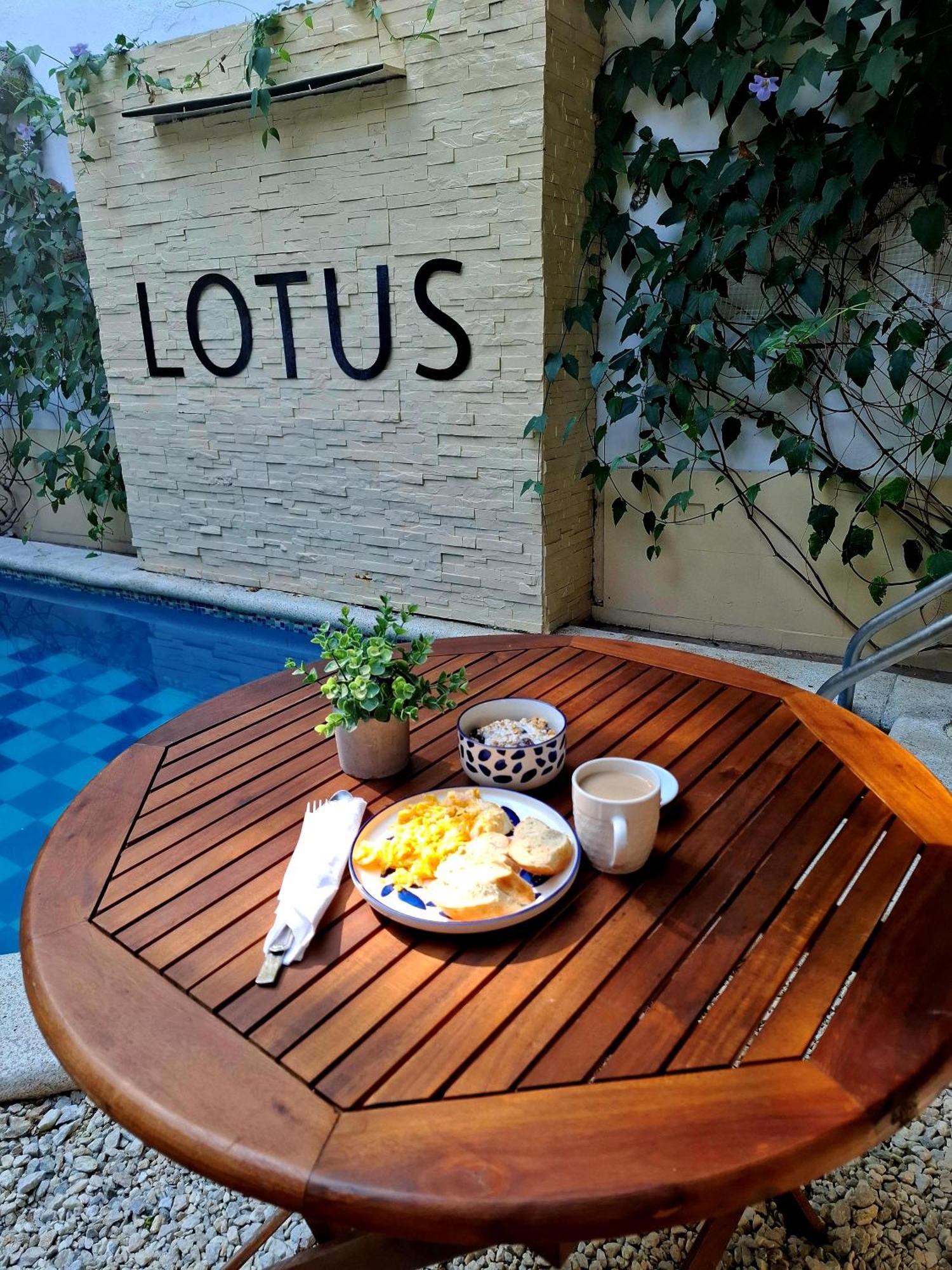Lotus Central Hotel Санта-Марта Екстер'єр фото